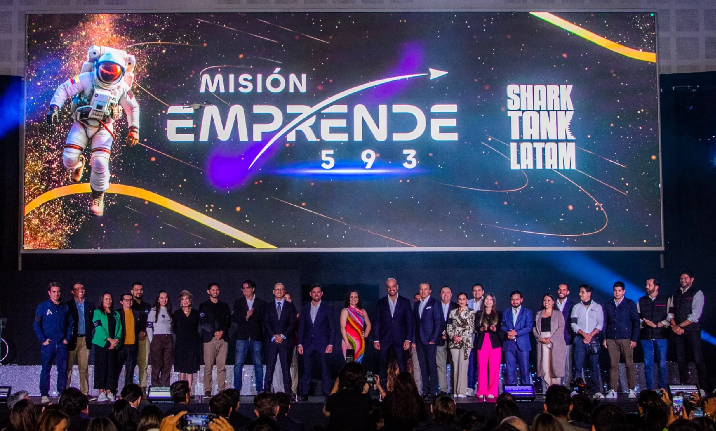 Los 15 finalistas de Misión Emprende 593 presentados durante Premios Ei 2025